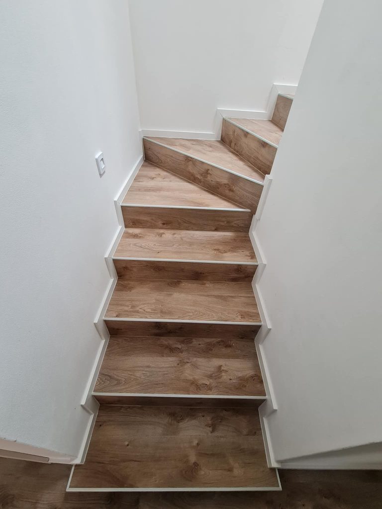 Oblozeni Schodiste 24